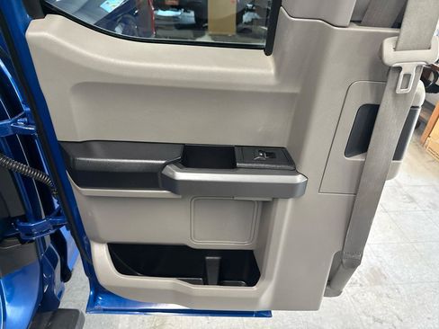 Used 2018 Ford F150 XLT w/ Equipment Group 301A Mid AWD/4WD image 41