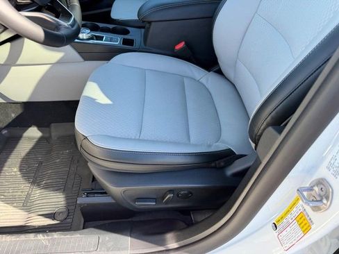 New 2026 Ford Escape SE image 20