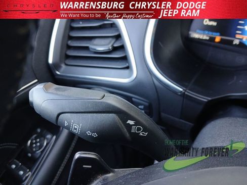 Used 2020 Ford Edge Titanium w/ Equipment Group 301A image 17