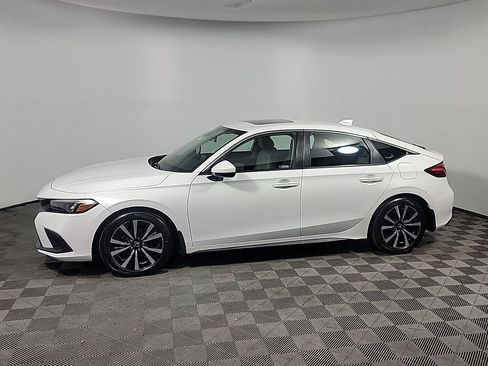 Certified 2022 Honda Civic EX-L image 10