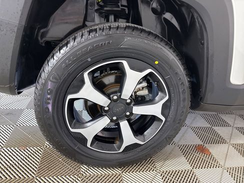 Used 2022 Jeep Renegade Trailhawk image 32