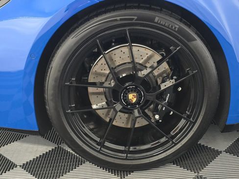 Certified 2026 Porsche 911 Targa 4 GTS AWD/4WD image 6