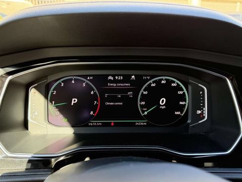 Certified 2022 Volkswagen Jetta GLI Autobahn w/ GLI Black Package FWD image 27