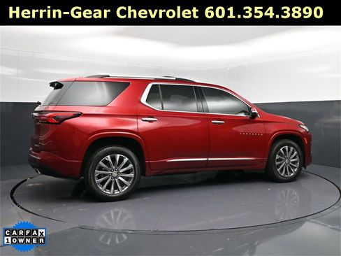 Used 2023 Chevrolet Traverse Premier w/ LPO, Floor Liner Package image 19