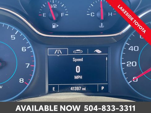 Used 2017 Chevrolet Cruze LS image 33