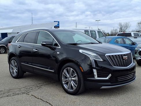Used 2024 Cadillac XT5 Premium Luxury w/ LPO, Floor Liner Package image 3