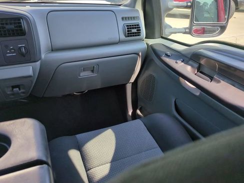 Used 2006 Ford F250 XLT RWD image 17