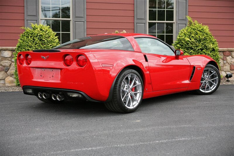 Used 2009 Chevrolet Corvette Z06 w/ Preferred Equipment Group RWD image 6