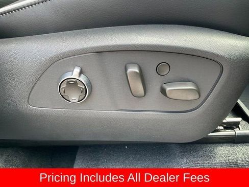 New 2026 Buick Enclave Avenir w/ Super Cruise Package FWD image 21