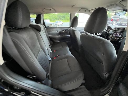Used 2019 Nissan Rogue S w/ Special Edition Package AWD/4WD image 16