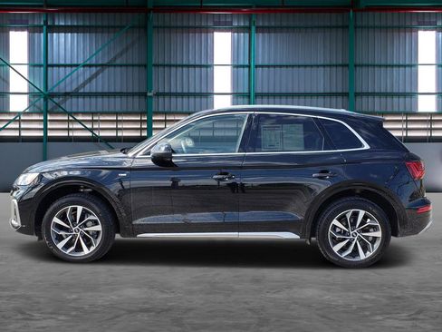 Used 2023 Audi Q5 2.0T Premium Plus w/ Premium Plus Package AWD/4WD image 2