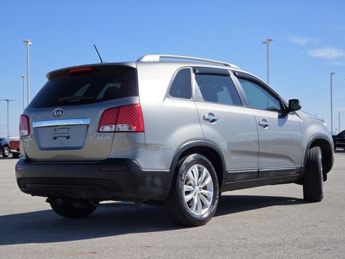 Used 2011 Kia Sorento EX image 14