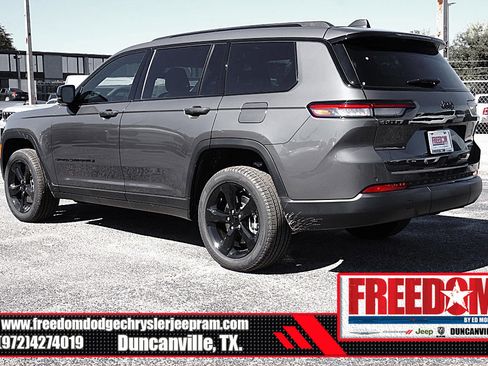 New 2025 Jeep Grand Cherokee L Limited image 3