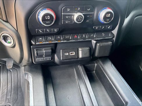 Used 2019 GMC Sierra 1500 AT4 w/ AT4 Carbonpro Edition AWD/4WD image 31