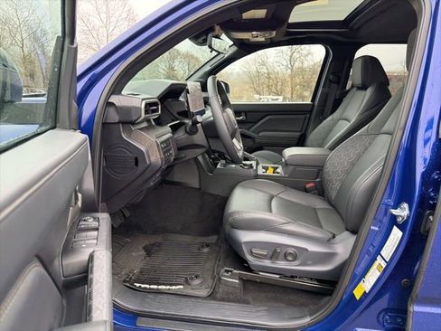 Used 2025 Toyota Tacoma Limited image 13