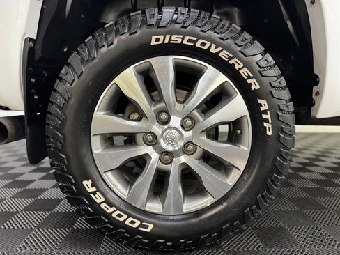Used 2017 Toyota Tundra Limited AWD/4WD image 9