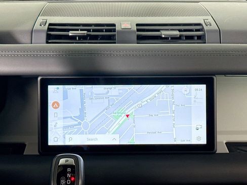 Used 2023 Land Rover Defender 110 X-Dynamic SE image 24