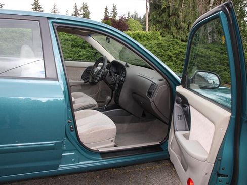 Used 2006 Hyundai Elantra GLS FWD image 13