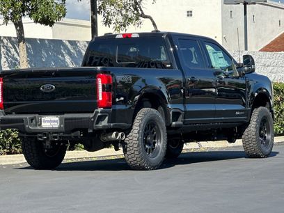 New 2025 Ford F250 Lariat w/ Black Appearance Package