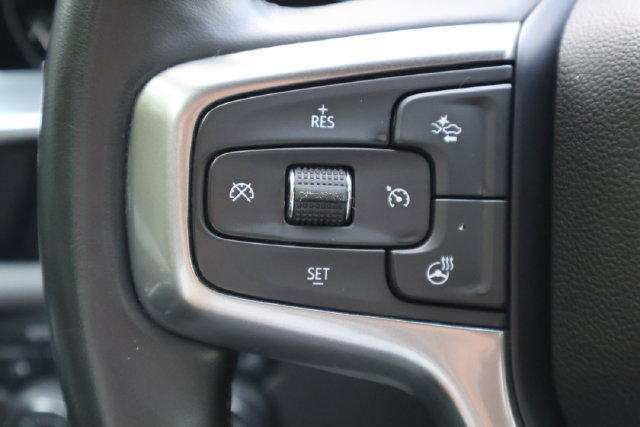 Used 2023 Chevrolet Silverado 1500 LT AWD/4WD image 8
