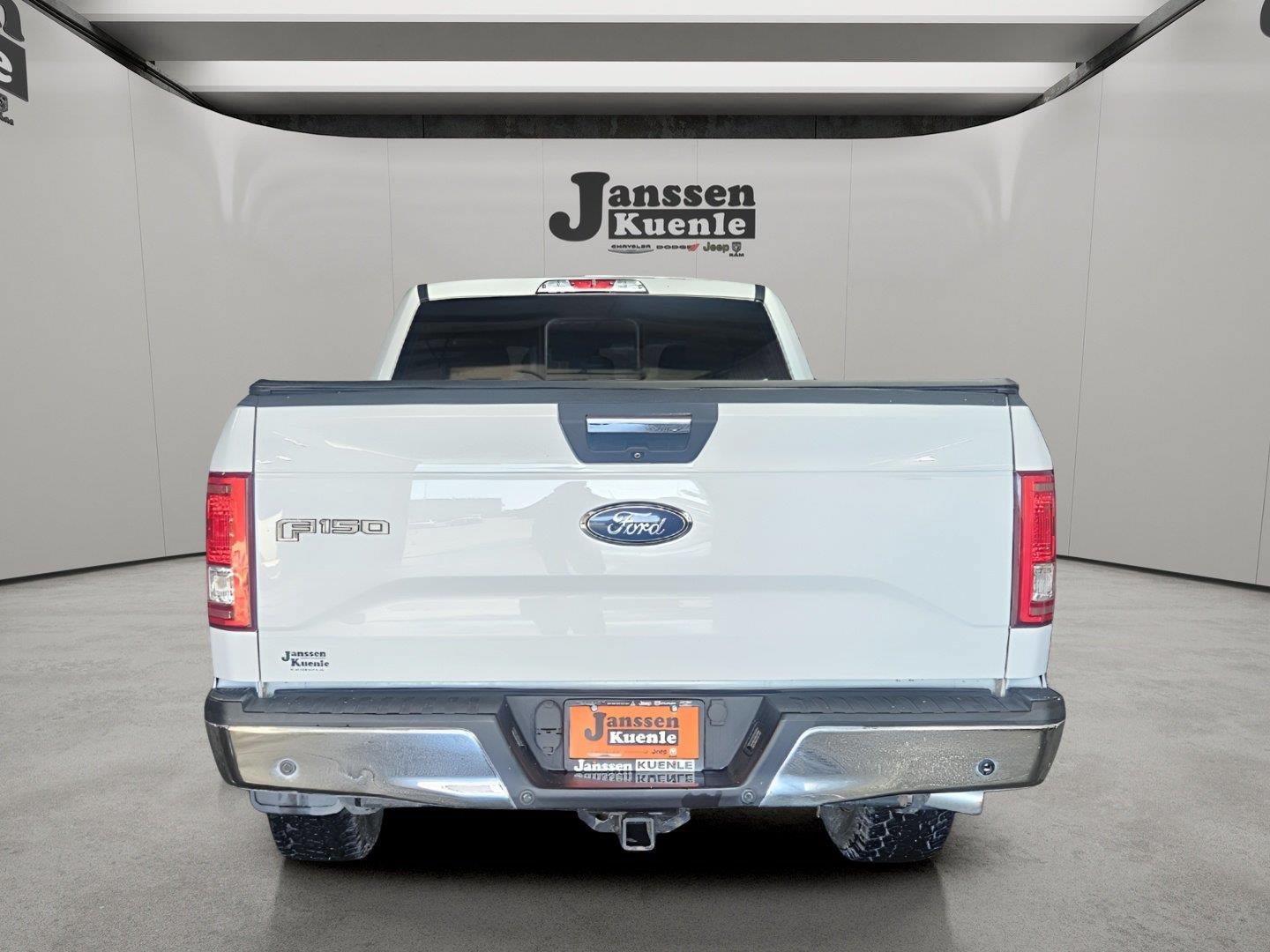Used 2015 Ford F150 XLT w/ Equipment Group 302A Luxury AWD/4WD image 3