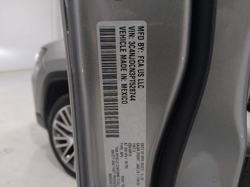 Used 2023 Jeep Compass Limited w/ Elite Group AWD/4WD image 33