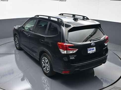 Used 2023 Subaru Forester Premium AWD/4WD image 51