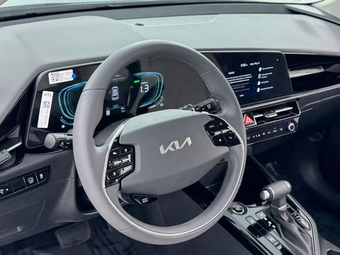 New 2026 Kia Niro EX FWD image 34