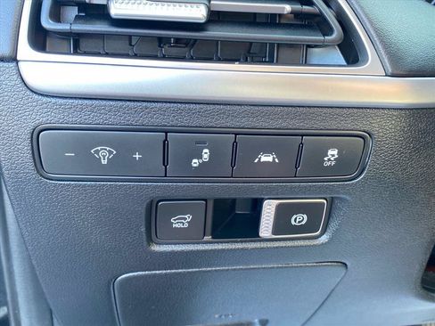 Used 2022 Hyundai Palisade SEL w/ 8P Bench Seat Package FWD image 19