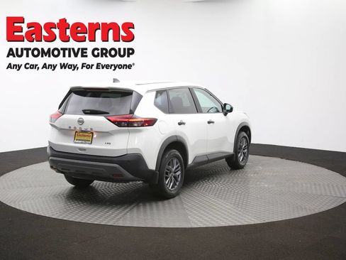 Used 2023 Nissan Rogue S AWD/4WD image 41
