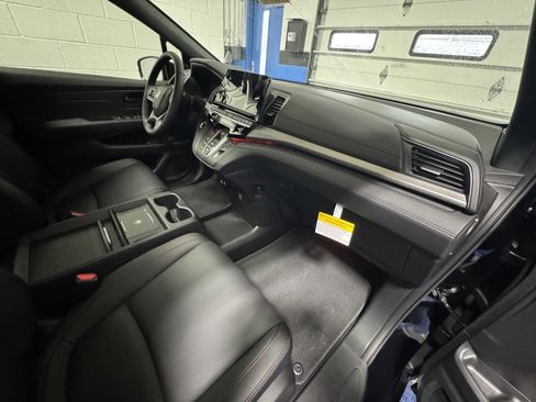 New 2026 Honda Odyssey Sport-L image 32