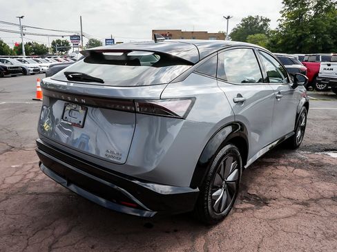 Used 2023 Nissan Ariya AWD image 6