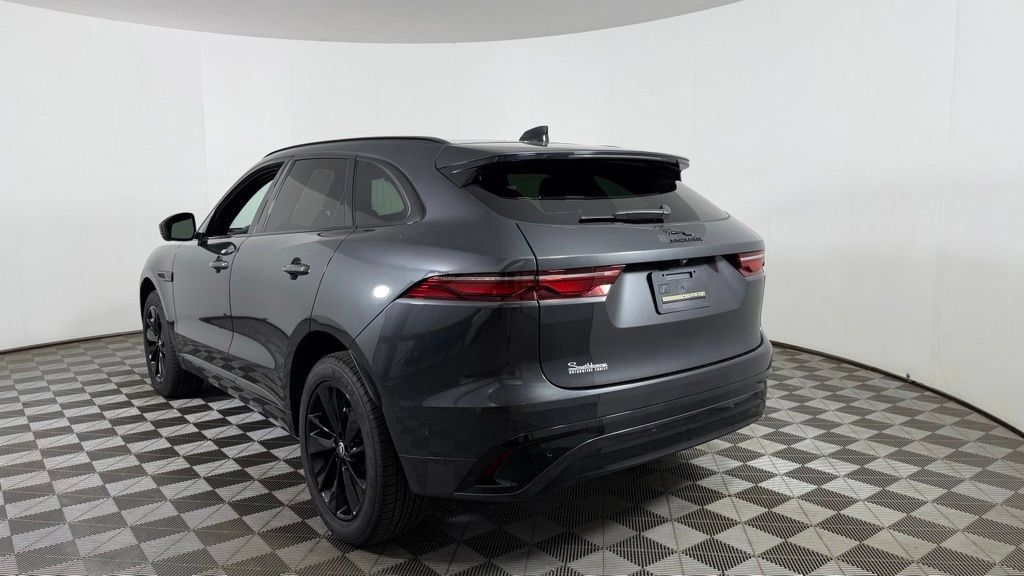 Used 2025 Jaguar F-PACE R-Dynamic S AWD/4WD image 5
