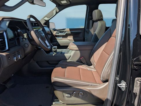 New 2026 GMC Sierra 1500 Denali image 17