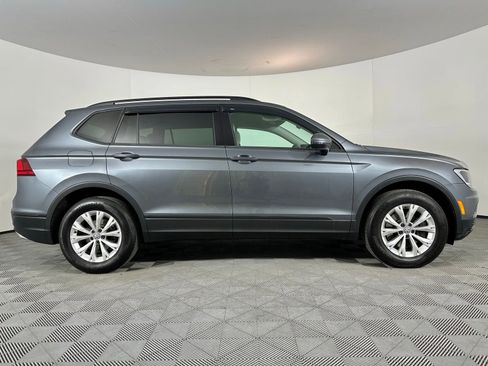 Used 2018 Volkswagen Tiguan S image 21