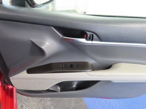 Used 2022 Toyota Camry SE w/ Audio Upgrade Package image 33