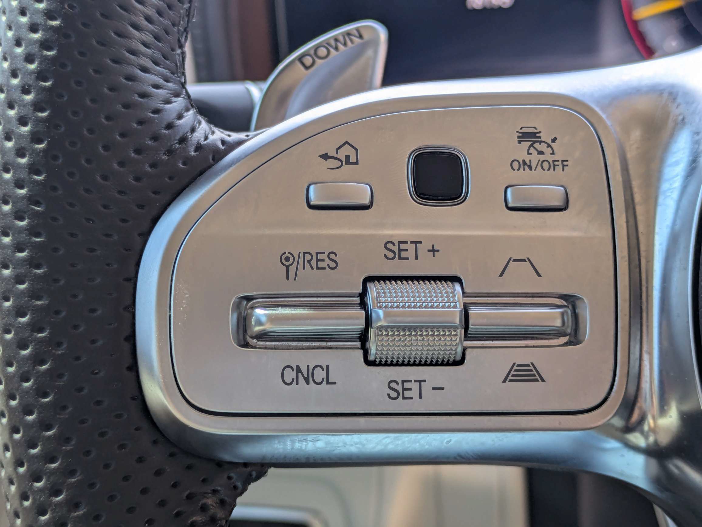 Certified 2023 Mercedes-Benz G 63 AMG 4MATIC image 24