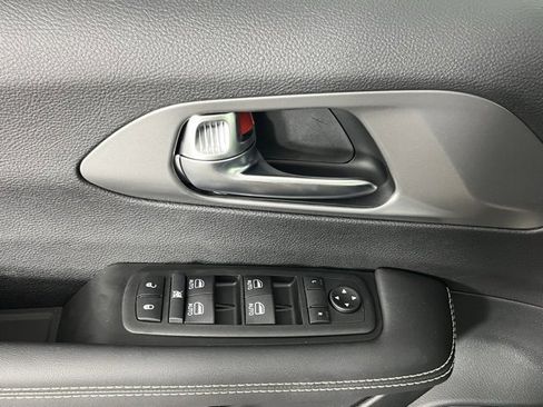 New 2026 Chrysler Voyager LX image 20