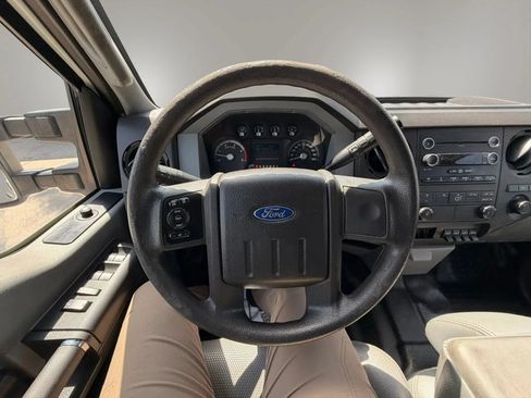 Used 2015 Ford F250 XL w/ Power Equipment Group RWD image 38