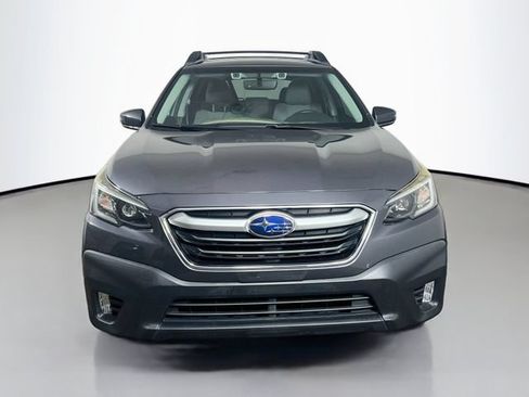 Used 2020 Subaru Outback Premium AWD/4WD image 2