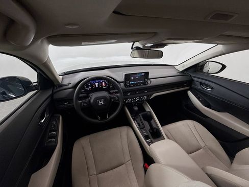Certified 2025 Honda Accord SE image 23