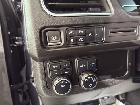 Used 2023 Chevrolet Tahoe RST w/ RST Performance Edition image 19