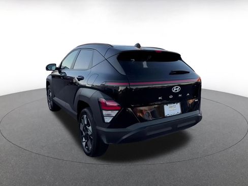 Used 2025 Hyundai Kona SEL image 11