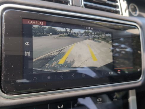 Used 2020 Land Rover Range Rover HSE AWD/4WD image 25