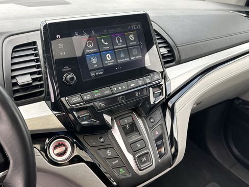 Used 2023 Honda Odyssey Touring image 23