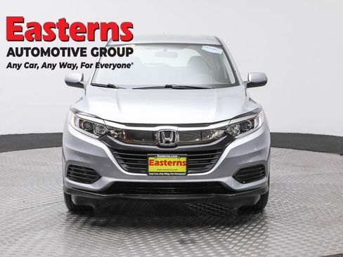 Used 2019 Honda HR-V LX image 2