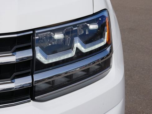 Used 2019 Volkswagen Atlas SEL Premium image 16