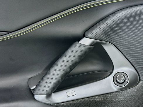 Used 2023 Ferrari 812 GTS RWD image 16