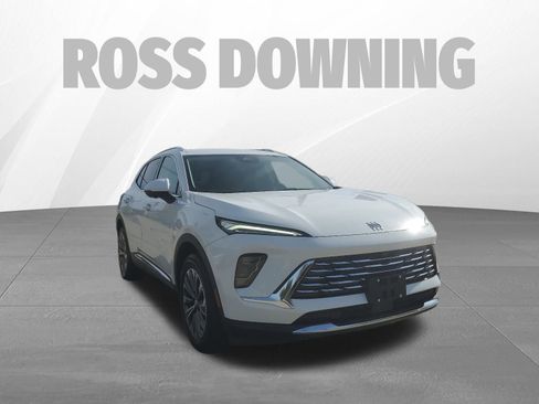 Used 2024 Buick Envision Preferred image 3