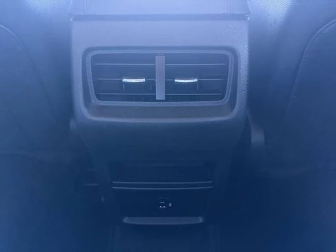 Used 2021 Ford Edge SEL image 30